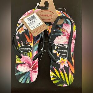 Brand New Women’s Havaianas Flip flops - SIZE 6